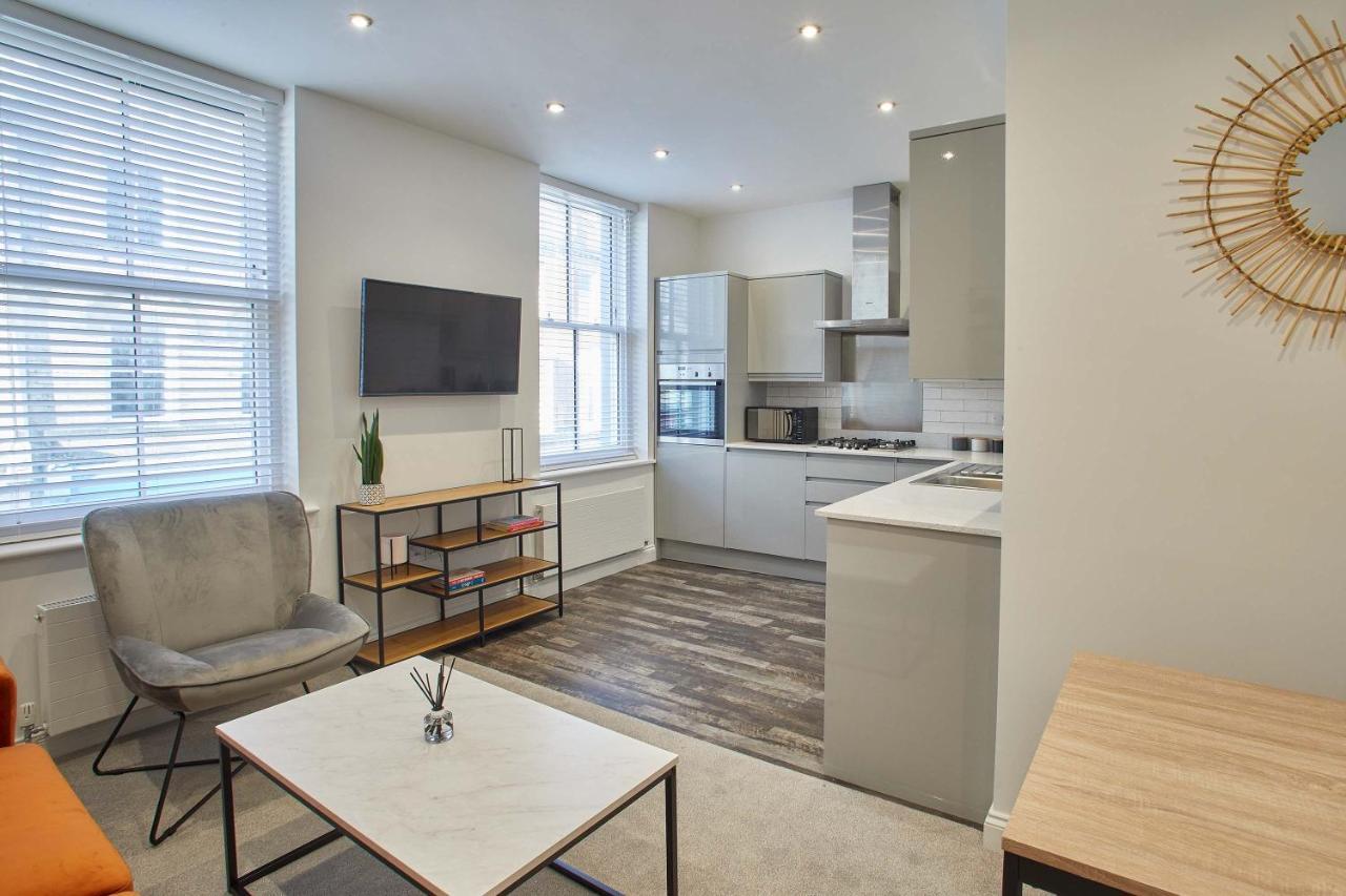 Host & Stay - Apartment One, Hudsons Yard House 惠特比 外观 照片